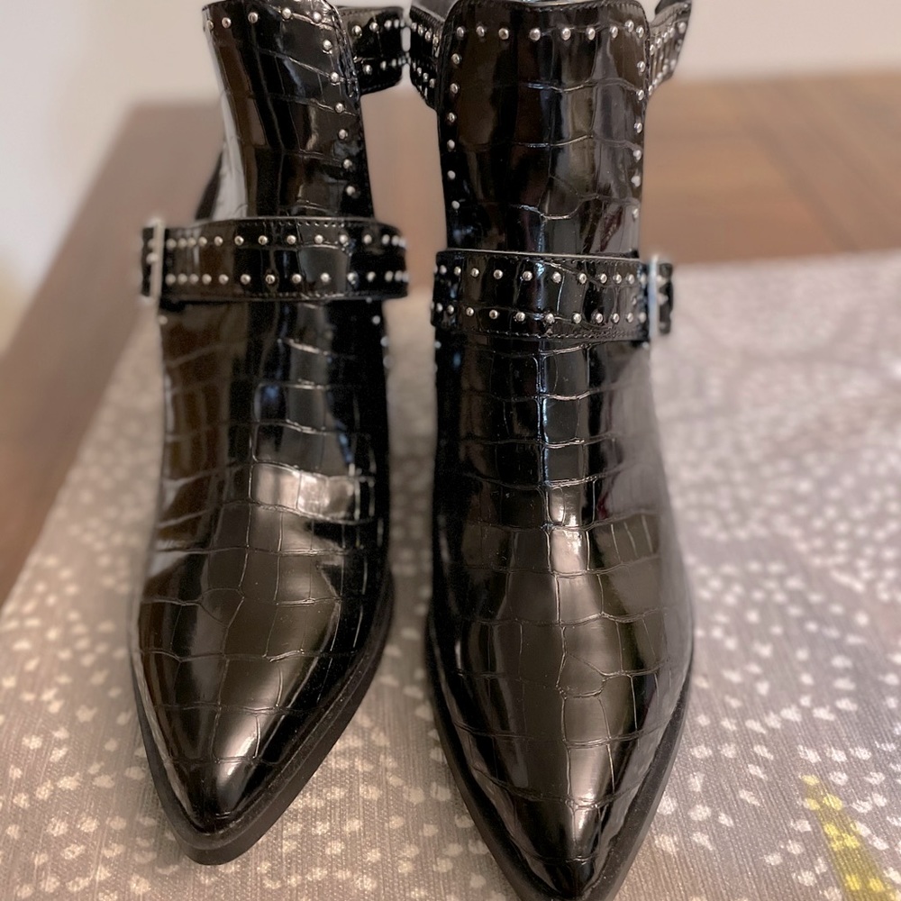 Steve Madden Booties🤩
